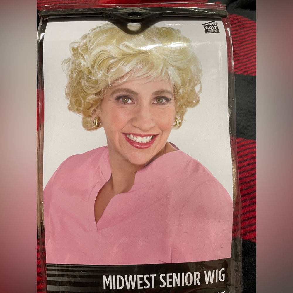 NWT Blonde Cosplay Halloween wig